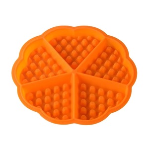 <b>Silicone</b> Waffle Mold 47x47x45mm 5-Cavity Round <b>Baking</b> Tool Non-Toxic Heat Resistant Food Safe Reusable Seamless Design - Product Image 2