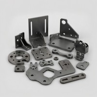 Fabrication sur mesure de tôles métalliques, service de poinçonnage de métaux, pièces d'instruments électroniques en aluminium et acier inoxydable pliées