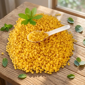 Pastilles de cire d'abeille dorée pour la fabrication de savon et les fournitures de bougies en gros - Product Image 2