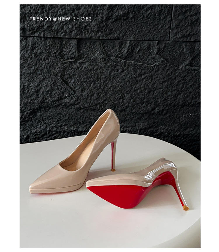 นู้ด (พื้นแดง)