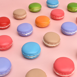 Lindo Llavero Redondo con Forma de Macaron, Modelo Realista de PU Artificial, Duradero, con Temática de Pastel 3D, Recuerdo de Año Nuevo - Product Image 5