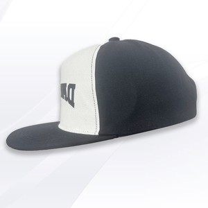 Nouvelle casquette de relance moderne Y2K en coton doux imperméable à bord plat avec patch de logo personnalisé emballé dans un carton moderne fabriqué au Vietnam - Product Image 5