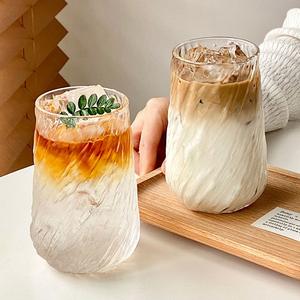 Exquisitos vasos <span class=keywords><strong>de</strong></span> <span class=keywords><strong>vidrio</strong></span> texturizados resistentes al frío y al calor para jugo <span class=keywords><strong>de</strong></span> fruta <span class=keywords><strong>de</strong></span> cola <span class=keywords><strong>de</strong></span> té con leche - Product Image 1