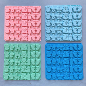 Mini <span class=keywords><strong>molde</strong></span> <span class=keywords><strong>de</strong></span> caramelo <span class=keywords><strong>de</strong></span> 35 agujeros, <span class=keywords><strong>molde</strong></span> <span class=keywords><strong>de</strong></span> silicona temático <span class=keywords><strong>para</strong></span> bebé, botella, pie, <span class=keywords><strong>molde</strong></span> <span class=keywords><strong>de</strong></span> galleta <span class=keywords><strong>de</strong></span> <span class=keywords><strong>Chocolate</strong></span> en forma <span class=keywords><strong>de</strong></span> oso <span class=keywords><strong>de</strong></span> peluche, herramientas <span class=keywords><strong>para</strong></span> hornear DIY - Product Image 1