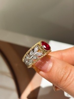 18K Gold Labor-gezüchteter Rubinring in Herzform, Edelsteinband als Geschenk für Abschlussfeier, Alltag, Damengeschenk, nur hochwertige Qualität.