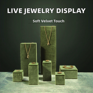 Bandejas de Exhibición de Joyería de Terciopelo Verde en Varios Tamaños, Soporte para Anillos, Collares y Pulseras, para Mostrador y Fotografía - Product Image 2