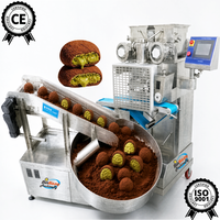 Nouvelle conception de machine automatique pour enrober les mochi aux biscuits moelleux au chocolat de Dubaï, commande PLC, revêtement en poudre, acier inoxydable de qualité alimentaire