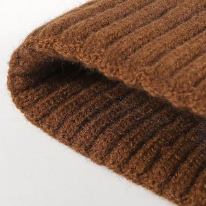 Gorro de Lana Acrílica 100% de Alta Calidad, Estilo Retro Clásico, con Logotipo Personalizado, Gorro de Hombre con Trenzas - Product Image 6