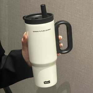 Gobelet de voyage pour voiture avec poignée Macaron, 24oz 720ml, Mug isotherme à double paroi avec couvercle et paille, Antidérapant, Conception personnalisée ODM - Product Image 6