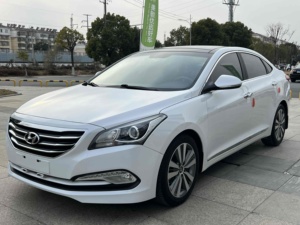 Gebrauchtwagen Gebrauchte Autos Niedriger Kilometerstand Hyundai MISTRA 2014 1.8L Automatik DLX Premium Limousine Linkslenker Benzin für Export - Product Image 1