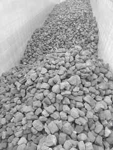 Coque de fundición utilizado en la fabricación de lana de roca o mineral Combustible y agente reductor Coque de fundición de alta calidad con 90% de carbono fijo - Product Image 4