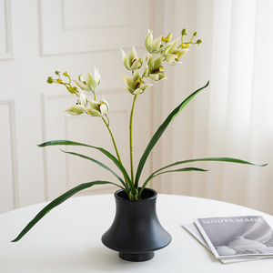 Arreglo de Orquídeas Artificiales de Seda Magpie, Alta Simulación, Decoración para Bodas y Hogar - Product Image 4