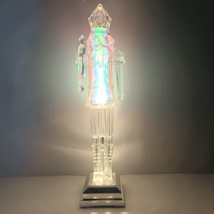 Nouveauté : Artisanat en acrylique fait main, Casse-noisette LED personnalisé, Soldat de Noël en acrylique - Product Image 5