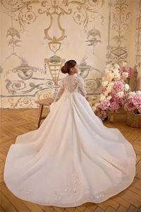 Abiti da Damigella Personalizzati in Avorio per Matrimoni, Applicazioni in Raso, Lunghezza a Terra, Abito da Cerimonia in Pizzo per Prima Comunione, Banchetto e Ballo di Fine Anno - Product Image 4