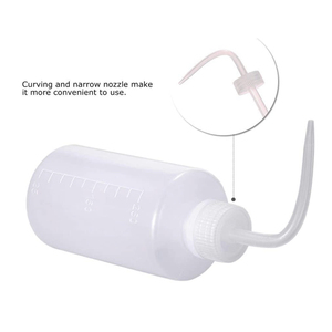 좁은 입과 가늠자 상표를 가진 플라스틱 세척 병 물 청소 Squirt 문신 짜기 병 - Product Image 4