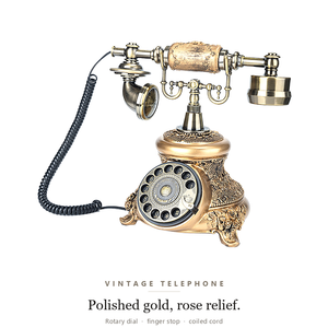 Teléfono Rotatorio Vintage de Latón Dorado Antiguo con Cable y Base con Rosas Esculpidas - Product Image 1