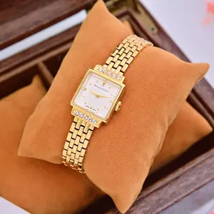 นาฬิกาวินเทจสําหรับผู้หญิงแฟชั่นหรูหรานาฬิกาข้อมือผู้หญิงกันน้ํา Golden นาฬิกาหญิงสแตนเลสสตีลนาฬิกาสุภาพสตรี