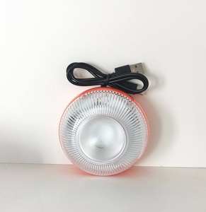Feu de signalisation d'urgence pour voiture V16, rechargeable par USB, LED, en plastique PC, avec induction magnétique, lumière stroboscopique - Product Image 3
