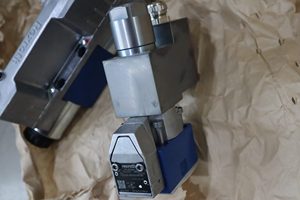 R901290869 M-3SEW6C38/420MG24N9Z2/B08VSO865 Válvula Solenoide de Bola para Sistema de Control de Interruptor Hidráulico PLC - Product Image 3