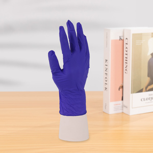 ถุงมือไนไตรล์สีม่วง ไม่มีแป้ง หนา 3 มิล 4 มิล 5 มิล ไซส์ S / M / L / XL ราคาดี คุณภาพสูง ขนาด 9 นิ้ว 10.5 นิ้ว 12 นิ้ว - Product Image 6