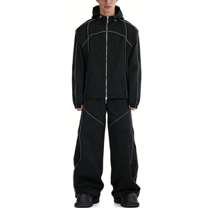 Set Personalizzato da <span class=keywords><strong>Uomo</strong></span>: Giacca Oversize Riflettente Antivento con Zip in Poliestere e Pantaloni da <span class=keywords><strong>Tuta</strong></span> in Nylon - Product Image 1