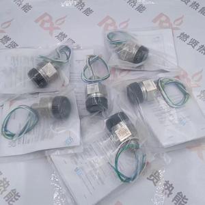 2106B2311 2106B1200 05704-A-0121 Sensepoint High Temperature Combustible Gas Detector for STOCK - Product Image 1