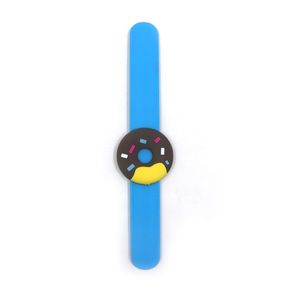 Banda de silicona para niños, donuts de dibujos animados, pulsera Slap, regalos para niños - Product Image 4