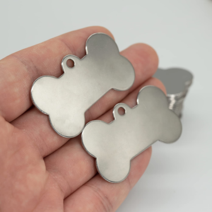 Plaque d'identification pour chien en acier inoxydable massif écologique avec rivets décoratifs, logo personnalisé imprimé et mots commémoratifs pour chiens et chats - Product Image 5
