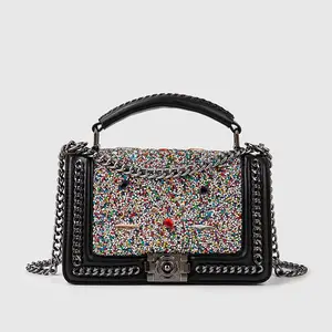 फैशनेबल रंगीन Bling हीरे बैग उपहार नई डिजाइन वर्ग चेन Crossbody बैग महिलाओं के पर्स बैग महिलाओं के हैंडबैग लक्जरी