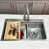 Évier simple pour salle de bain d'hôtel, évier de cuisine style ferme, traitement nano antirouille, trois trous, évier carré à cuve unique