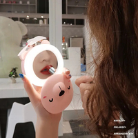 Miroir de maquillage cochon mignon avec lumière LED petit ventilateur de poche pour filles miroir de courtoisie portable de voyage miroir HD