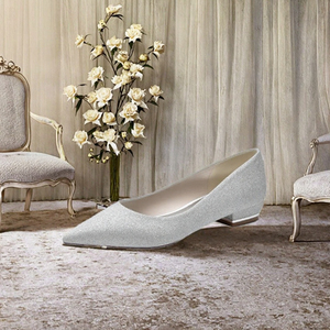 Zapatos de Novia de Satén Color Champán, Tacón Medio, Punta en Pico, para Mujer, Ideales para Compromiso, Dama de Honor, Boda - Product Image 3