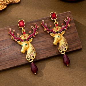 Orecchini Pendenti da Donna Future Angel, Classici ed Eleganti, a Forma di Cervo Natalizio con Cristalli, Stile Palazzo. Orecchini - Product Image 1
