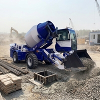 Mini-bétonnière autochargeante économique avec trémie pour le mélange et le coulage sur site de petits travaux d'ingénierie