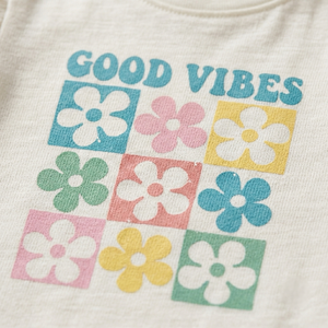 Camiseta blanca con mangas abullonadas para niñas, estampado de flores Good Vibes, conjunto de primavera de algodón suave, ropa informal cómoda - Product Image 3