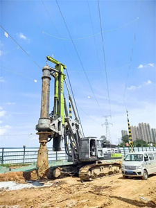 Profissional Heavy Duty Rotary Drilling Rig para investigação geotécnica - Product Image 2