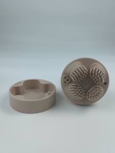 Lujo impermeable recargable eléctrico oro nuevo masajeador de cabeza inalámbrico un botón fácil uso masajeador de cuero cabelludo - Product Image 6