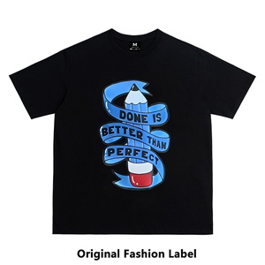T-shirt Unisex in Puro Cotone Stile Americano, Nuova Collezione con Stampa Cartoon Disegnata a Matita, Collo Tondo, Vestibilità Ampia, Manica Corta - Product Image 2