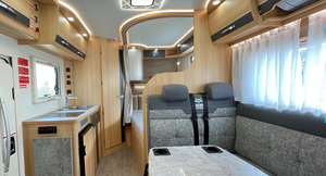 Élégant Triumph C610 RV <span class=keywords><strong>Camping</strong></span>-<span class=keywords><strong>car</strong></span> Camper Van Véhicule <span class=keywords><strong>de</strong></span> loisirs pour voitures - Product Image 4