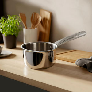 Olla para leche y salsa de acero inoxidable con mango largo, apta para lavavajillas, diseño moderno para cocinas de gas e inducción - Product Image 5