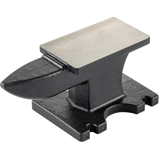 Rugged Horn Cast Iron Anvil for Blacksmithing Bending Shaping 25 Lbs(11kg) Single Horn High Hardness 6.8x3.5 Inches Face Plate