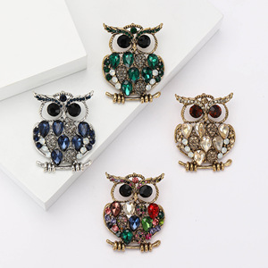 Broches de Coruja Vintage Requintados em Liga com Strass, Acessório de Corsage Feminino Versátil de Alta Qualidade, Broche Cravejado de Diamantes - Product Image 1