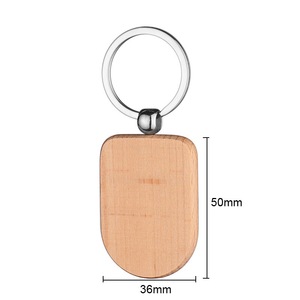 Porte-clés carré en bois de hêtre personnalisé en gros, porte-clés carré personnalisé bon marché à faire soi-même - Product Image 4