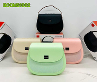 Speaker Bluetooth BOOMS1002 Bentuk Tas Tangan, Speaker Stereo Bass Nirkabel Portabel dengan Pegangan, Speaker Hadiah Dekorasi Retro