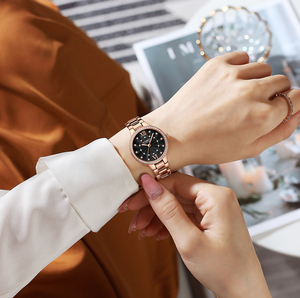 Montre à quartz simple pour femme CURREN 9085, étanche, bracelet en acier inoxydable, style professionnel et élégant pour femme, cadeau pour les amies - Product Image 2