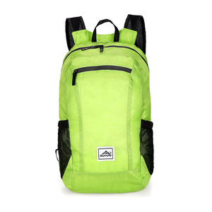 Venta al por mayor impermeable ligero logotipo personalizado Casual deportes escuela plegable bolsa de viaje mochilas para hombres mujeres - Product Image 1