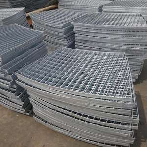 Système de drainage urbain de haute qualité <span class=keywords><strong>caillebotis</strong></span> en acier galvanisé à chaud pour les planchers de marches d'escalier au sol extérieur - Product Image 2