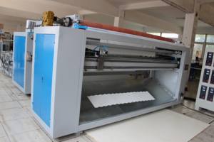 Machine à coudre à bande de bord de matelassage continue - Product Image 4