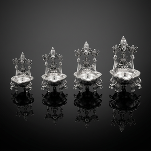 Balaji Lakshmi Deepa de Plata con Acabado Antiguo, Decoración Religiosa Hecha a Mano, Ídolo de Templo, Monumento de Plata Pura, para Adoración Espiritual, Paquete de 4 - Product Image 6