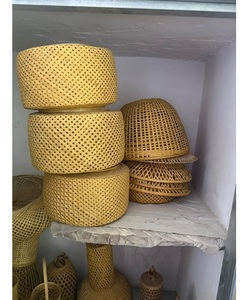 Collection de paniers en bambou tressés à la main écologiques, bacs de rangement naturels au style rustique pour la maison et le bureau - Product Image 1